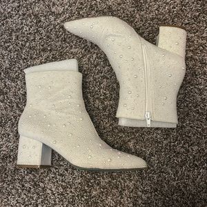 Betsey Johnson Cady Pearl Booties size 6.5